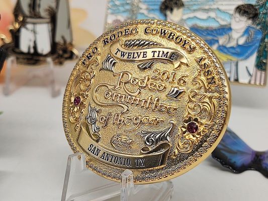 Αγορά Προσαρμοσμένη ζώνη μαντήλα λογότυπο μετάλλου Προσαρμοσμένη χύδη ζώνη μαντήλες για άνδρες και γυναίκες ζώνη online manufacture