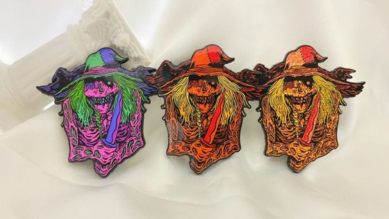 Αγορά Προσαρμοσμένη καρφίτσα από κράμα ψευδαργύρου με μαλακό φινίρισμα γυαλιστερό σμάλτο 1,5-2mm πάχος για διακόσμηση και αναμνηστικά online manufacture