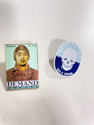 Αγορά Προσαρμοσμένη λαπέλα με πάχος 1,5 mm και μέγεθος 35 mm Κατασκευασμένη σε 5-7 εργάσιμες ημέρες online manufacture