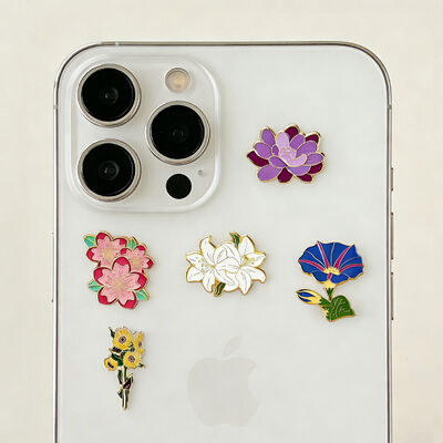 Αγορά Προσαρμοσμένο τρισδιάστατο σχέδιο, ροζ χρώμα, υλικό υψηλής ποιότητας, κονκάρδα από σμάλτο για διακόσμηση τηλεφώνου online manufacture