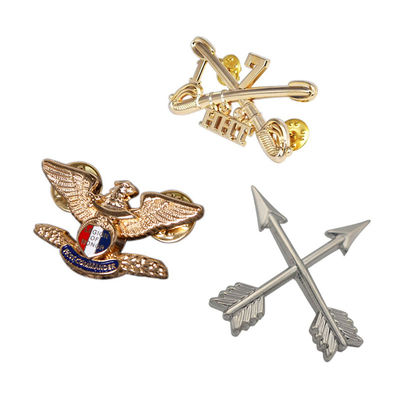 Υψηλής ποιότητας Souvenir Custom Logo Metal Hard Enamel Badge Fashion Jersey Διακοσμητικές καρφίτσες για ρούχα