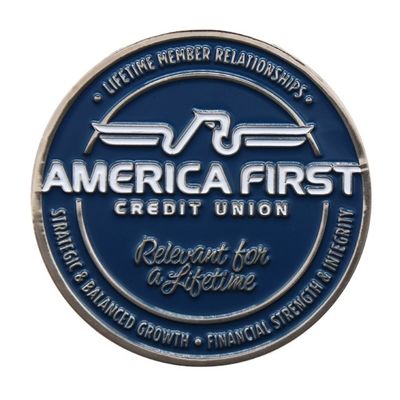 1/2 ίντσες - 4 ίντσες Custom Zinc Alloy Silver Dollar 3d Challenge Coins