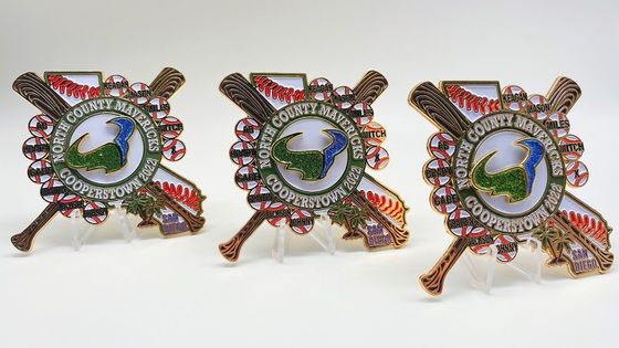 Προσαρμοσμένες καρφίτσες πέτου 1,5 ιντσών Soft Enamel για Branding