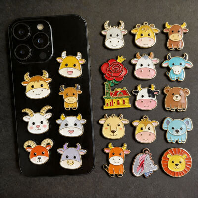 Προσαρμοσμένα αραβικά χαραγμένα μαλακά αυτοκόλλητα σμάλτου και σήματα της πόλης για διακόσμηση τηλεφώνου και πολιτιστικά δώρα.